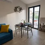 - Intera بيت للعطل